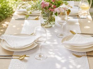 Leo-table-linen-look Catherine Denoual Maison - Luxury hand embroidered linens and home decor