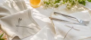 banner-frame-desktop-dragonfly-napkins Catherine Denoual Maison - Luxury hand embroidered linens and home decor