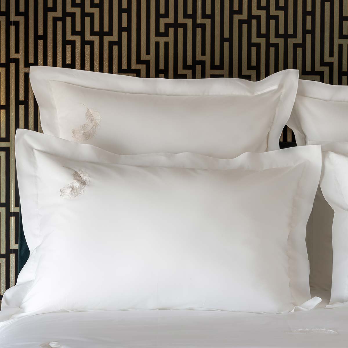 Feather Pair of Pillow Shams Catherine Denoual Maison