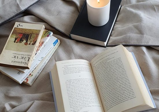 Wellness Moments in Bed