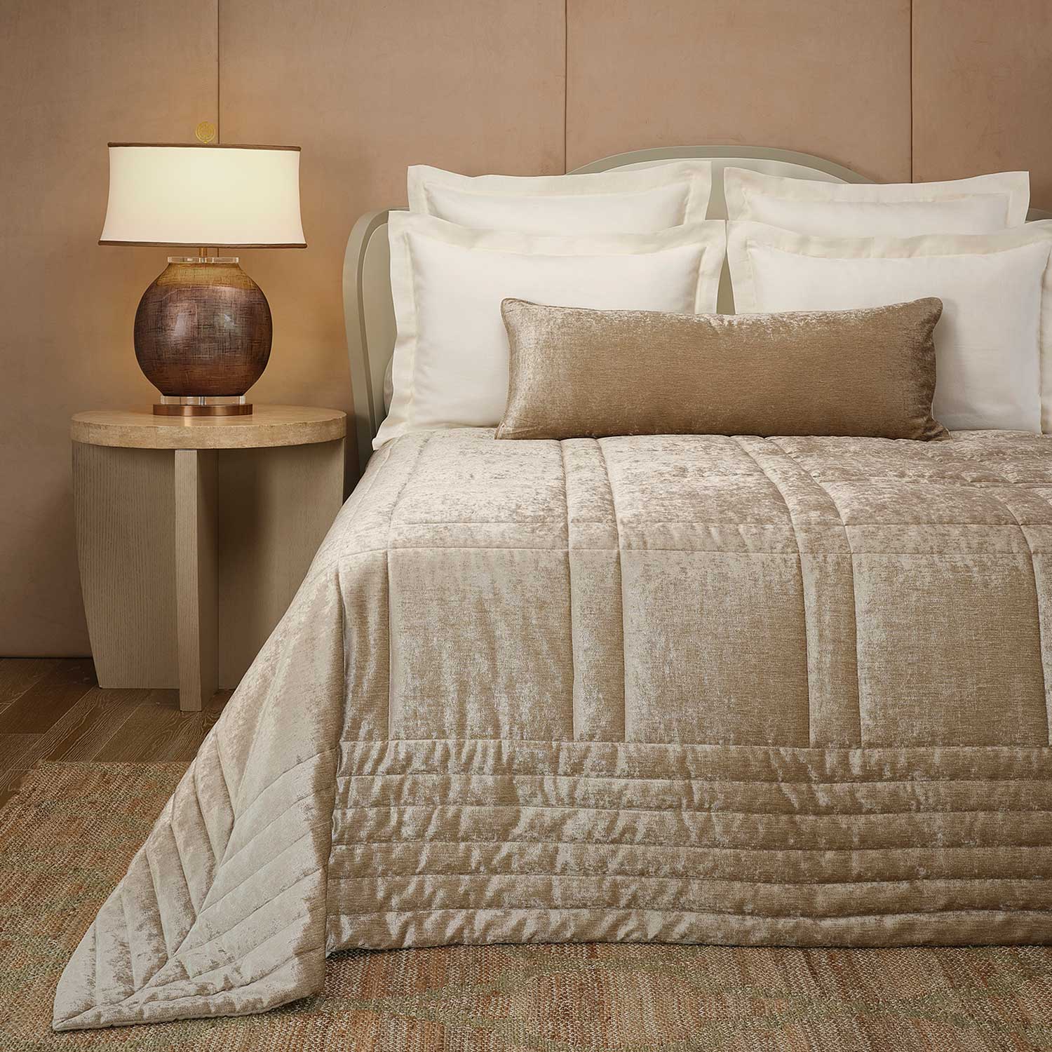 Carlotta Shiny Velvet Bed Cover