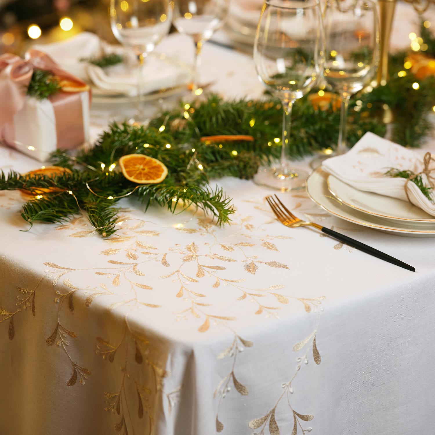 Christmas Garden Tablecloth