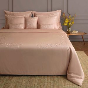 Catherine Denoual Maison - Luxury hand embroidered linens and home decor