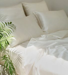 Catherine Denoual Maison - Luxury hand embroidered linens and home decor